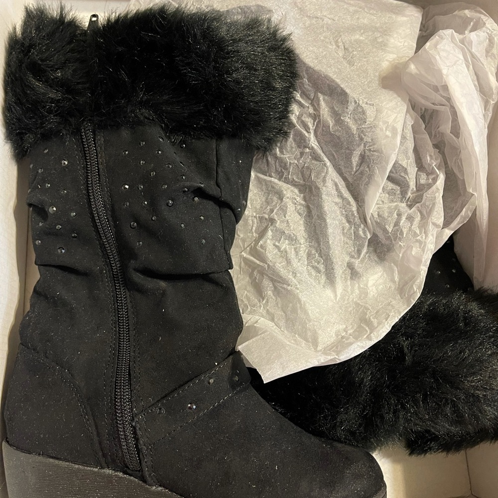 Remi girl boots black size 13